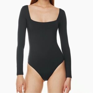 Aritzia Babaton Square Neck Long Sleeve Black Bodysuit M